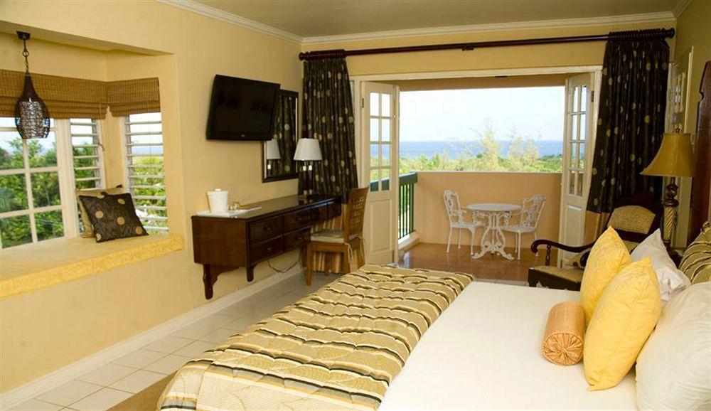 Cardiff Hotel And Spa Runaway Bay Exteriör bild