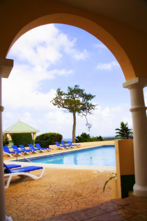 Cardiff Hotel And Spa Runaway Bay Exteriör bild